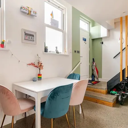 Cozy In Stoneybatter,