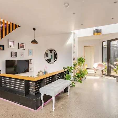 Homestay Cozy In Stoneybatter, *