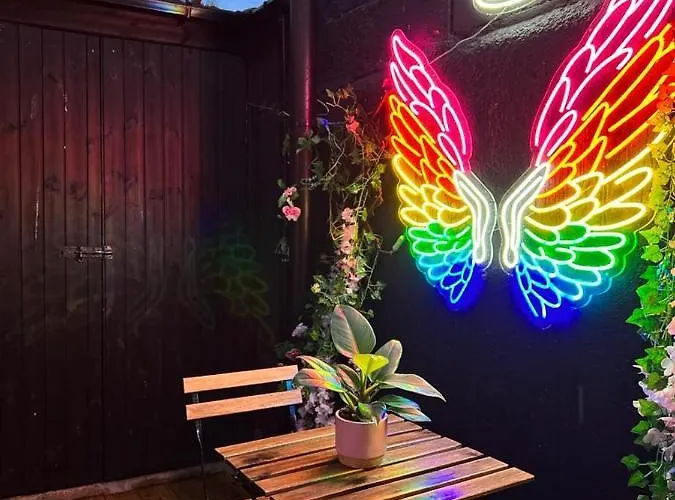 홈스테이 Cozy In Stoneybatter, *