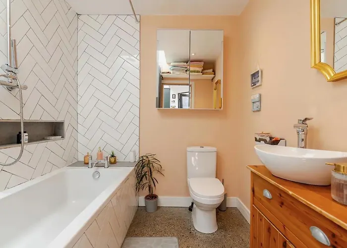 Cozy In Stoneybatter, * Dublin